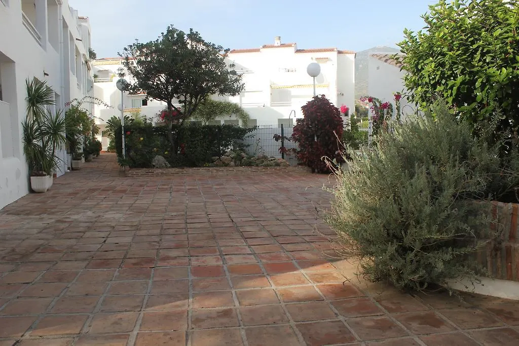 Sun Castle 0*, Fuengirola